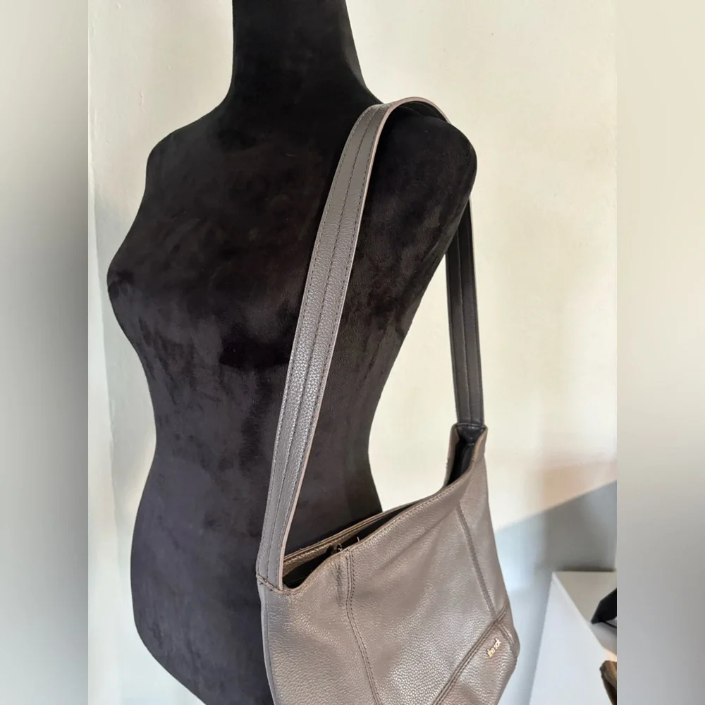 The Sak De Young Hobo bag in slate grey